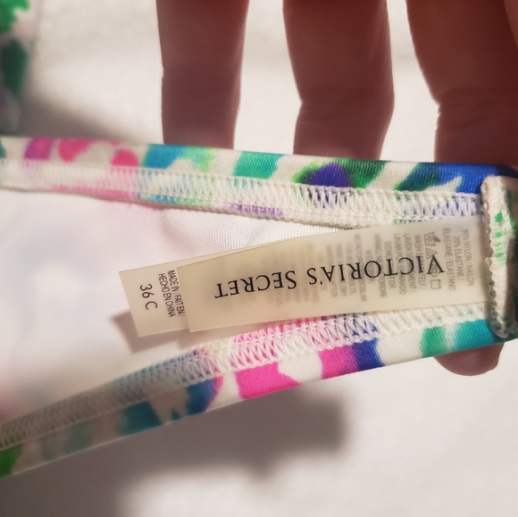 Victoria's secret multicolored Cheetah print bikini, New old stock!! Medium - Picture 4 of 4